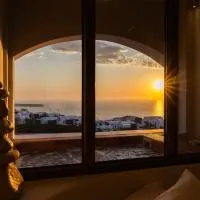 Niabelon Suites - Private Jacuzzi Sunset View, hotel v destinácii Oia
