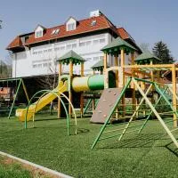 Aqua Hotel, hotel i Gyula
