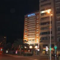 Hotel Marina Victoria – hotel w mieście Algeciras