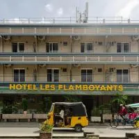Hôtel les Flamboyants โรงแรมในโตมาซีนา
