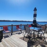 Black lake 2 bdr Waterfront cottage, hotell Ogdensburgis lennujaama Ogdensburg - OGS lähedal