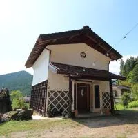 Kura Retreat Guest House, hotel i Hongō