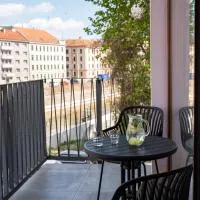 Hotel Sharingham โรงแรมในเบอร์โน