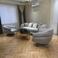 Новая квартира с евро ремонтом, hotel dicht bij: Luchthaven Samarkand - SKD, Samarkand
