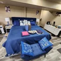 Entire Basement with private Entrance within walking distance from the Gaylord hotel、オーロラにあるデンバー国際空港 - DENの周辺ホテル