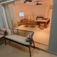 AM duplex、ヌシ・ベーにあるファシエン空港 - NOSの周辺ホテル