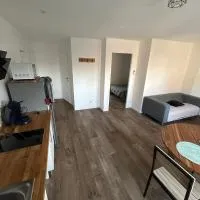 Appartement T2 Saint Malo, Dinard, Dinan et Dol, отель в городе Miniac-Morvan