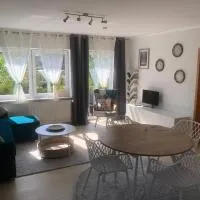 Ferienwohnung Mareike Schöning، فندق في فلوتو