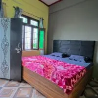 Mahi Restaurant & Guest House, ξενοδοχείο σε Almora