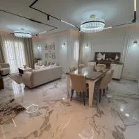 Hotel-Style Luxury Penthouse Mountain View Hyde Park New Cairo,New cairo的飯店