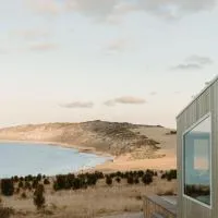 Off-grid Beachfront Cabin on Kangaroo Island, hôtel à North Cape