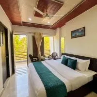 Pine Valley Gold Resort, hotel i Lansdowne