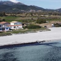 La casa dei pescatori &ndash; hotel w mieście San Teodoro