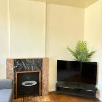 Huy में, होटल petit appartement Huy centre