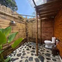 The stones villa, hotell sihtkohas Pawenang