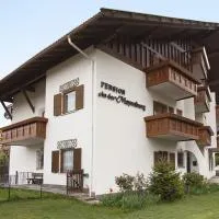 Pension an der Mayenburg,沃倫的飯店