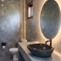 MMMpulukansurfvilla, hotel a Medewi