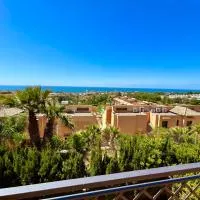 Luna-Villa de Riviera with Sea-View โรงแรมในมีฆาส กอสตา