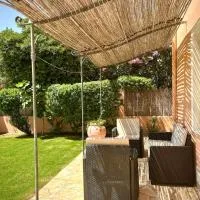Il Fico di Mare - 100m from the beach, хотел в Киа