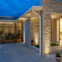 CHIC house, hotel v mestu Cascina