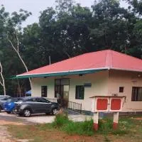 VANASIRI COTTAGE (Tourist Home)，Dharmastala的飯店