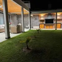 Luxury house Andrijana – hotel w mieście Nea Mesangala