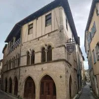 Maison du Roy/ Upper Cambers, hotelli kohteessa Saint-Antonin