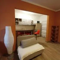 kleine 1-Raum-Ferienwohnung mit hohem Komfort, hotel v destinaci Teuchern