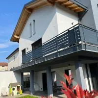 Casa Darcellas - Nuovo Trilocale full electric vicino Bergamo e Milano, hotel a Dalmine