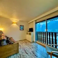 appartement 4 personnes au coeur de la station des carroz d arâches, hotel v destinácii Arâches-la-Frasse