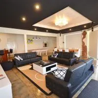 No.40 Echuca - Echuca Holiday Homes、エチューカにあるEchuca Airport - ECHの周辺ホテル