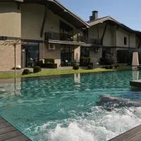 Twins Hotel & Spa, khách sạn ở Bukovel