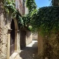 Palazzo Caracciolo, hotell i Gerace