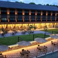 Valbona River Hotel، فندق في Jah Salih