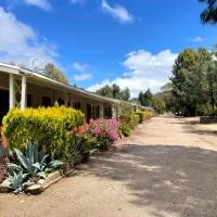Sierra Pelona Motel, hotel a Santa Clarita