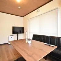 Long-term stays welcome! FREE Parking & bicycle Entirely private rental townhouse for up to 5 people, 17 minutes walk from station, 45 minutes direct to Tokyo – hotel w mieście Ageo