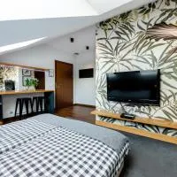 Viesnīca APARTAMENTY ISKRA pilsētā Jemielnica