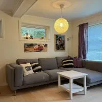 Spacious apartment in Kristiansand, hotel en Kristiansand