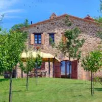 Agriturismo Ampugnano، فندق في غوبيو
