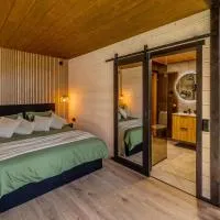 Tindioru Tower Resort, Hotel in Nogo
