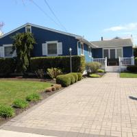 Comfortable Beach Hometwo Blocks From Beach, hotel a Cape May