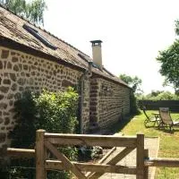 Honey Suckle Hideaway, hotel din Céaucé