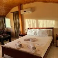 Hotel Marsil, готель у місті Tepelenë