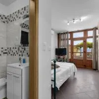 Studio-Apartman Rogac, hotell i Duće