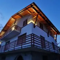 Rosso di Sera B & B: Pralungo'da bir otel