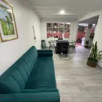 Hermosa Casa vía al nevado, termales del otoño, cerca al bosque complejo deportivo y clínica, sector san Marcel, hotel near La Nubia Airport - MZL, Manizales