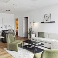 Smithe House, готель у Ванкувері