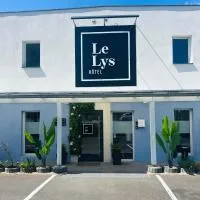 Hôtel Le Lys, hotel sa Oeting