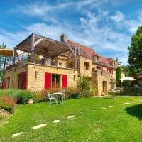 Gîte Les Pierres Blondes, hotel v destinaci Groléjac
