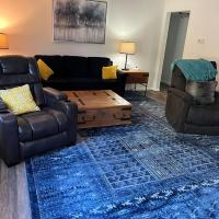Just Peachy 2BR 2BA Private Luxury Apartment, hotel dicht bij: Luchthaven DeKalb-Peachtree - PDK, Atlanta